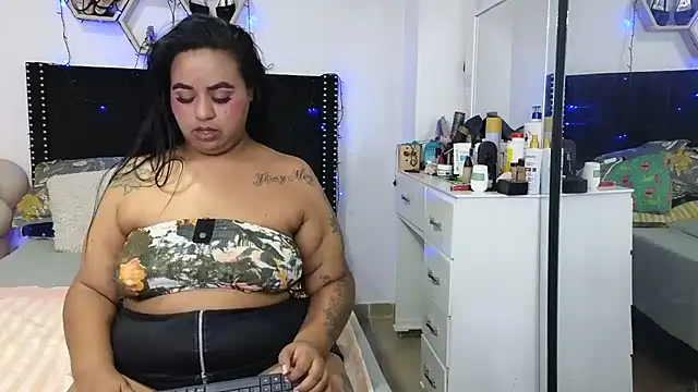 charlotte_077 webcam