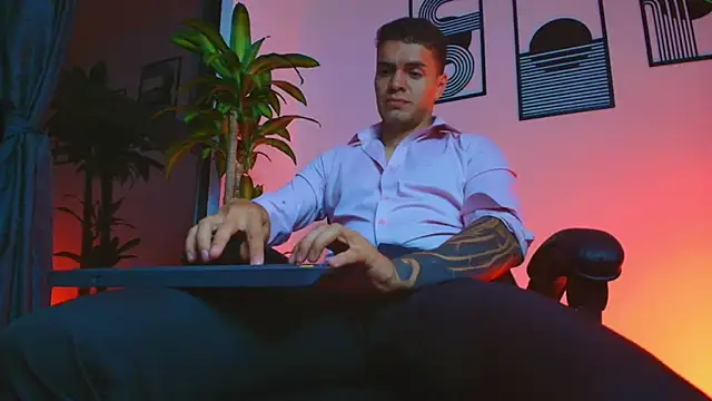 ALPHA_DOMINUS_ webcam