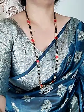 Webcam Model (Hot_Sexy_Niharika)  is live.Free join now!