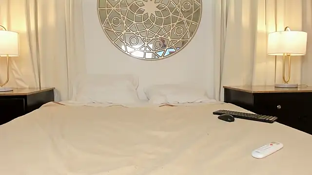 LucyLovelyy live sex cam