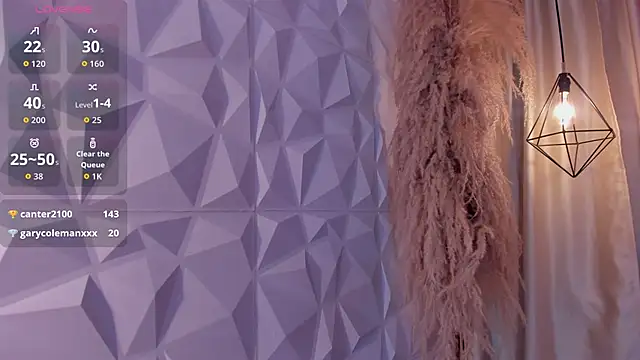 Miley_Cavendish webcam