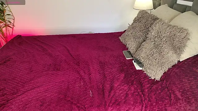 Alexawhiittee webcam