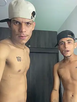 sintabusexo01 - Sintabusexo01's free webcam - UK Sex Cams