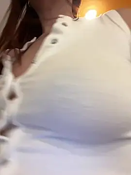 NataKitten live sex cam