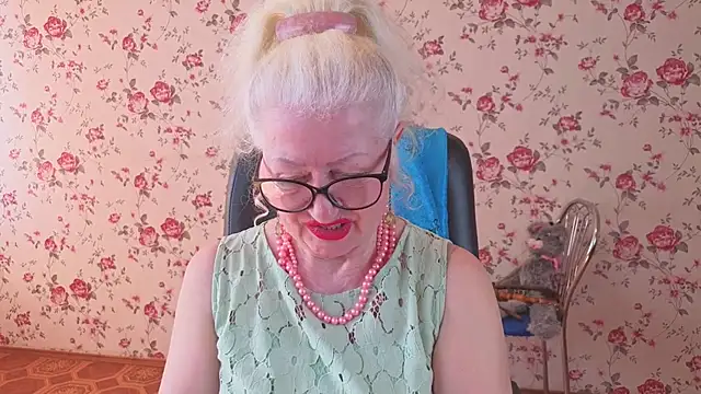 Maya_Mayflower webcam