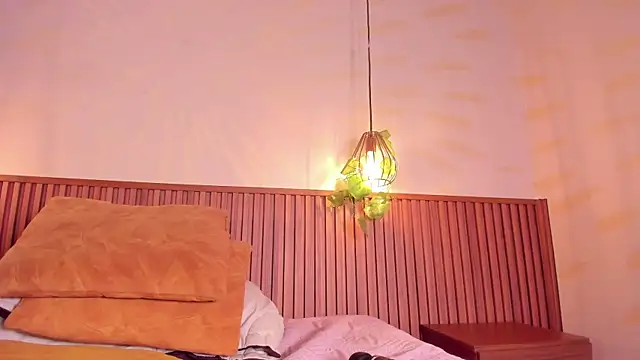 daphne_courtis webcam