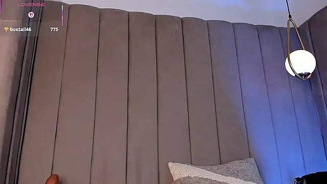 elise_diamond (F young) - suck fingers