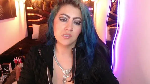 scarleth_blue webcam