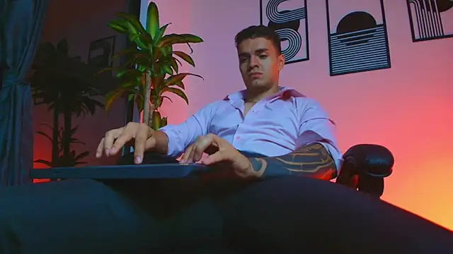 ALPHA_DOMINUS_ webcam