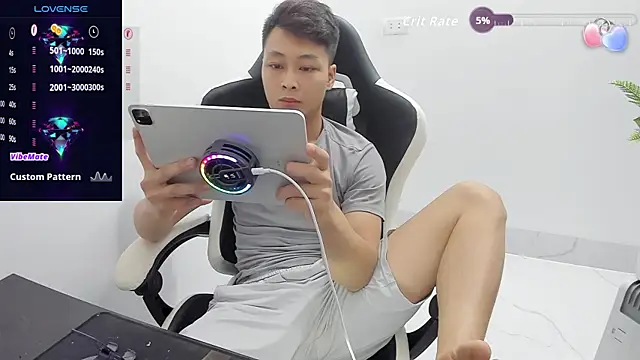 Naughty___asian live sex cam