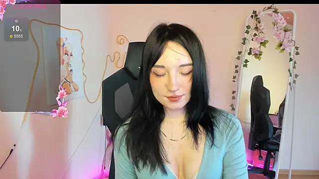 AliceeinWonderlanddd webcam