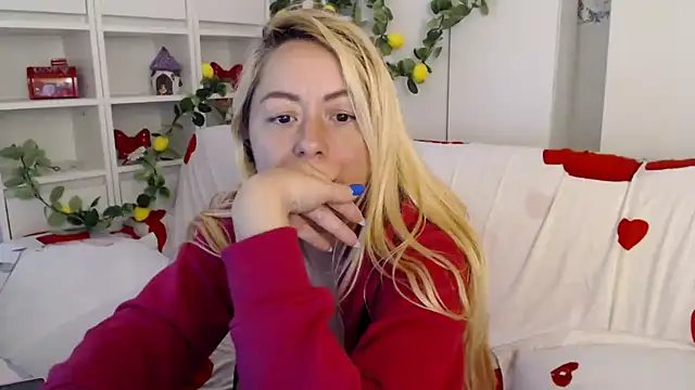 _karolynesyera_ webcam