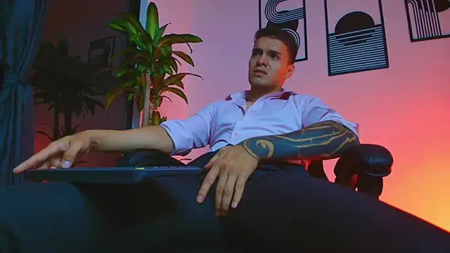 ALPHA_DOMINUS_ webcam