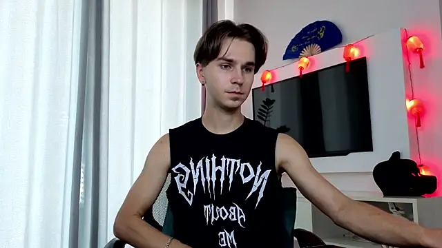 Joseph__Quinn webcam