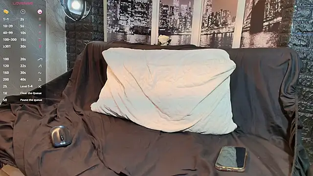 toower_ (M twink) - be hard