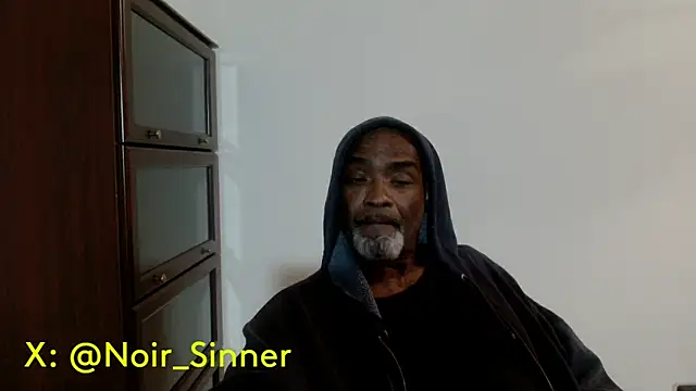 sinnernoir (M mature) - start masturbating