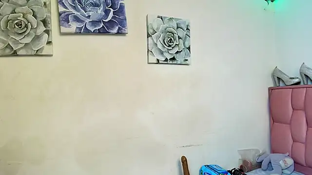 victoria_aphril webcam