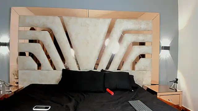 REINA_ADAHARA webcam