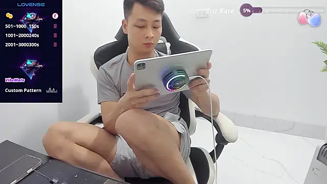 naughty___asian (M young) - Teasing me made me cum.