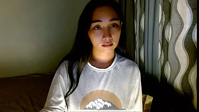 SweetLilly_18 webcam