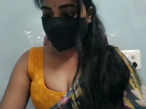 Rathi-priyaa webcam