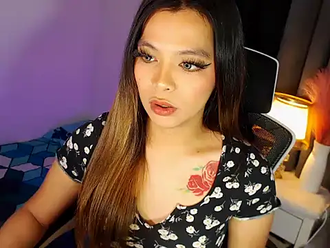 MajesticKitana webcam