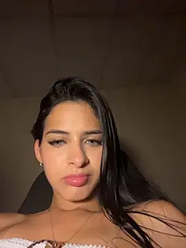 violetta-brown1 live sex cam