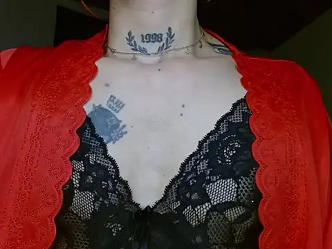 Scarlett_crastrawberry webcam