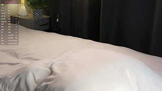 LettySlovacek webcam