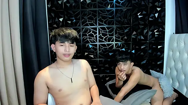 xlovercutietwink webcam