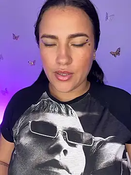 veronica__olsonn webcam