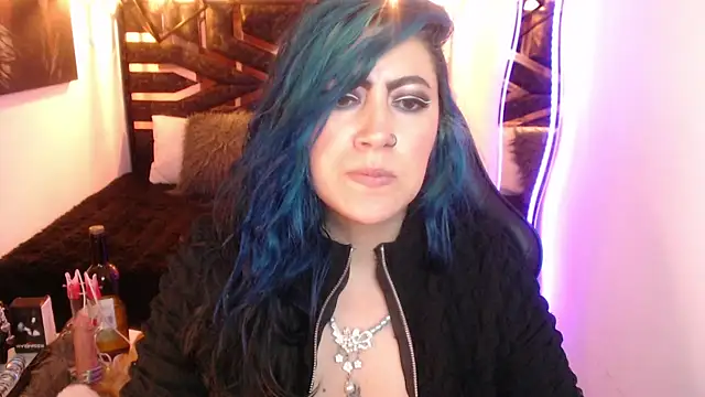 scarleth_blue webcam