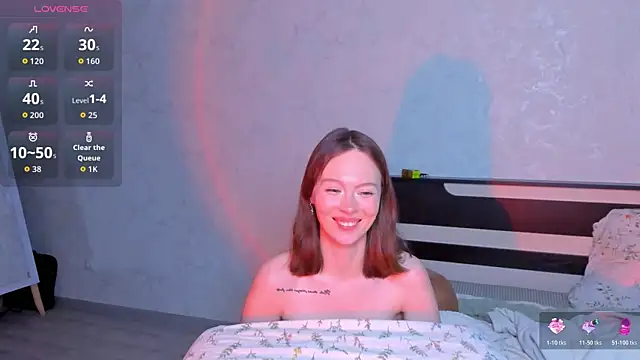 LolaMeddisson live sex cam