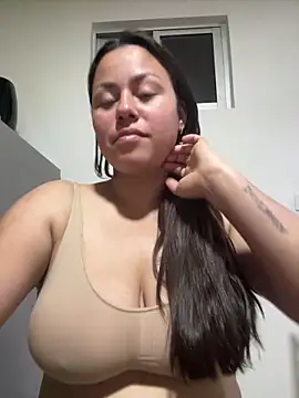 camila-titis webcam