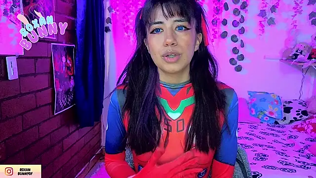 Roxanbunny1 webcam