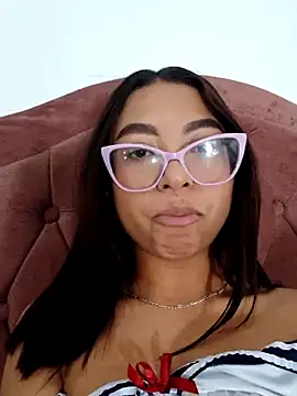 Webcam Model (KatanaRose_)  is live.Free join now!