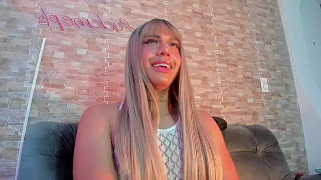 Dreams_Chloe Live Webcam on Stripchat