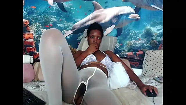 AfricanBarbiee69 webcam