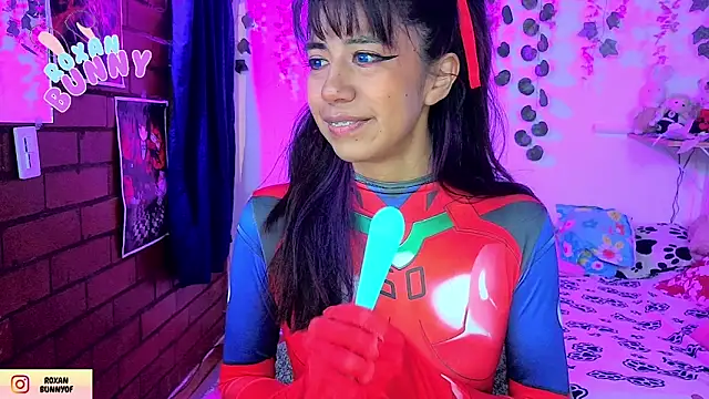 Roxanbunny1 webcam