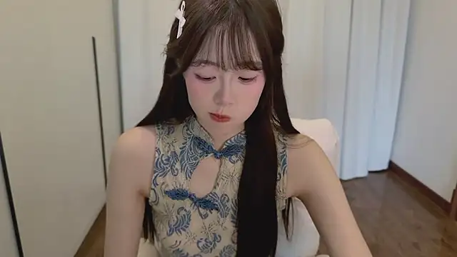 Onecutelittle webcam