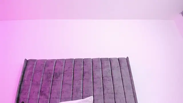 Evelin__thompsson webcam