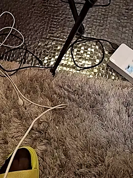 AvaSquirtMilf webcam