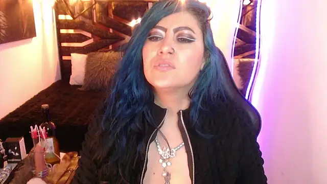 scarleth_blue webcam