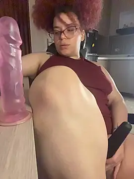 Webcam Model (Leyah__)  is live.Free join now!