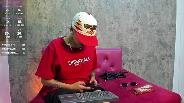 naughty_girll2 webcam