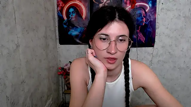 MaryEm976 webcam