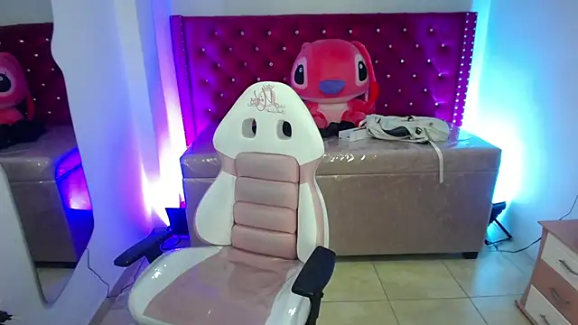 diamond_juliana - Diamond_juliana's free webcam - UK Sex Cams