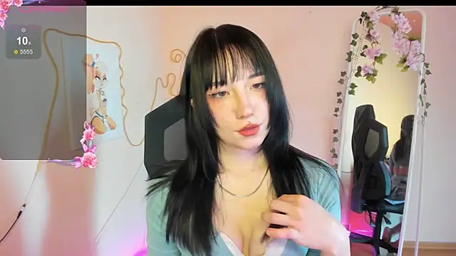 AliceeinWonderlanddd webcam