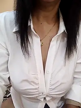 Webcam Model (Rising_Queen)  is live.Free join now!