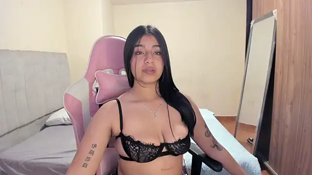 julieth_hot69 webcam